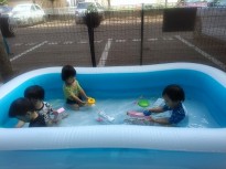ぷーる1 63ee33e1119d5c87ea556e313703f5ce1