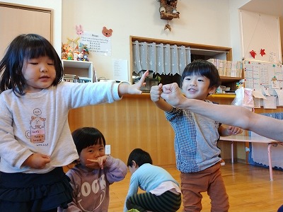 じゃんけん3 b9c87822aa8edfcc4fb4b71c3dcb1b463