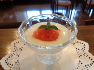 2026.8.5すいかの杏仁豆腐