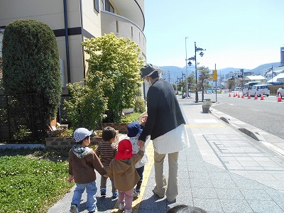 img_kids_sotoasobi02 img_kids_sotoasobi02
